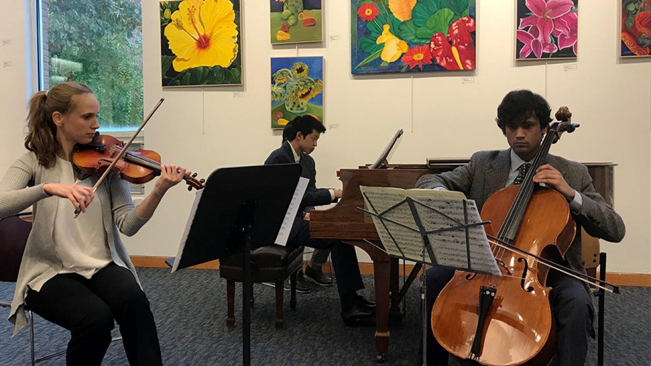 Columbia Medical Students Launch Music at Bedside Program | Columbia