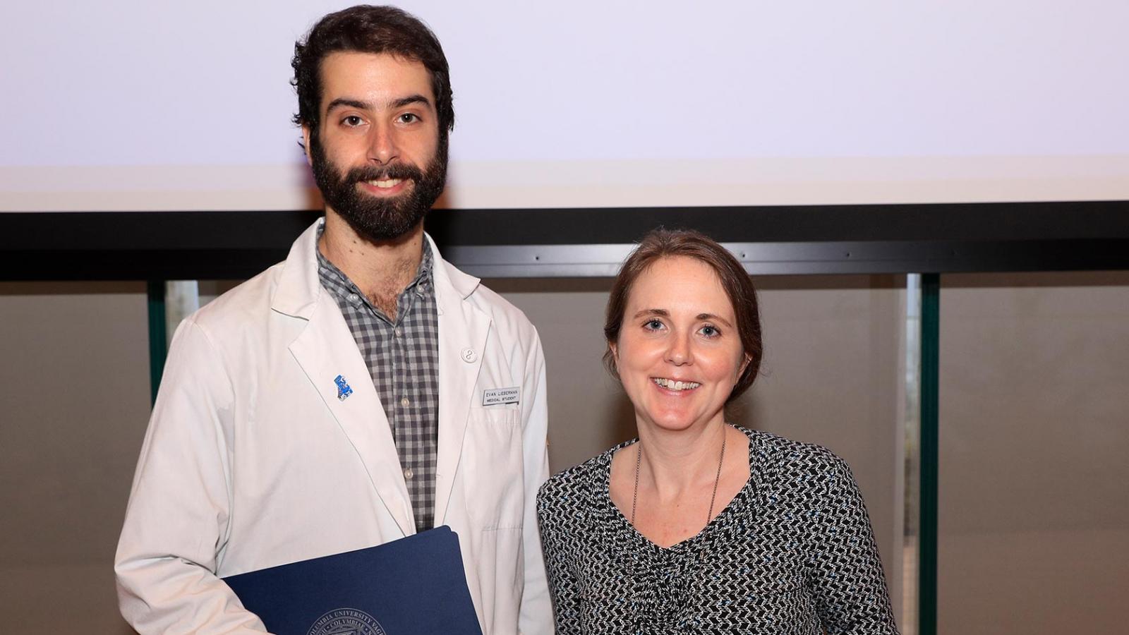 Meredith Gibbons, NP (nurse practitioner, NYP), received a Clinician Award.