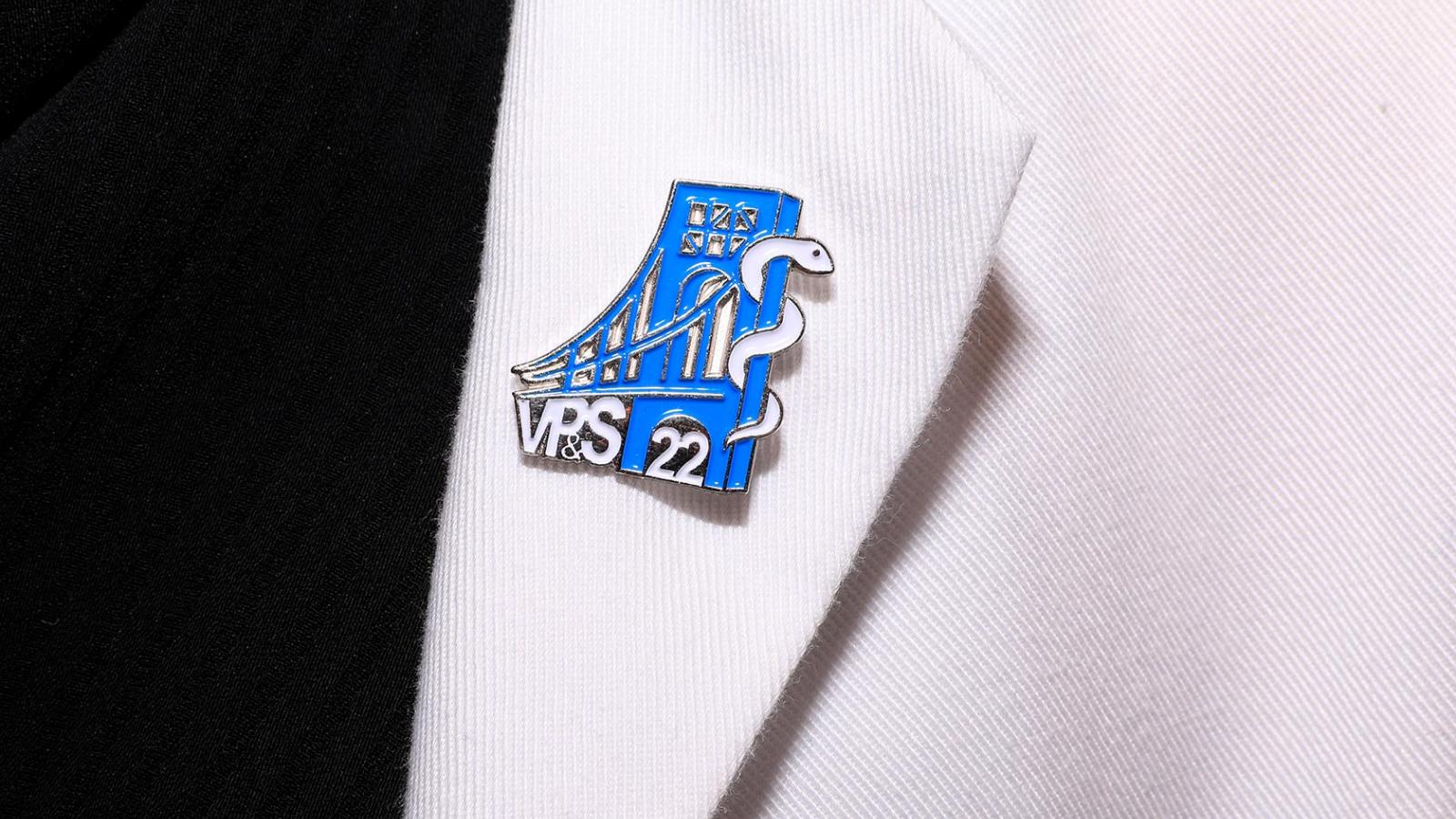 Closeup of the pin designed by the VP&S Class of 2022