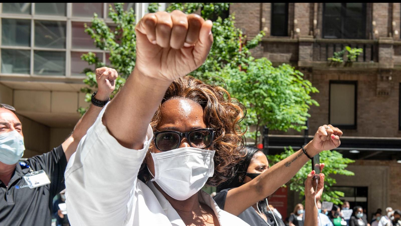 members of the CUIMC community joined with colleagues at NewYork-Presbyterian and Weill Cornell Medicine to observe 9 minutes of silence in a symbol of unity against racism and a shared commitment to making Black lives matter, here at Columbia and beyond.